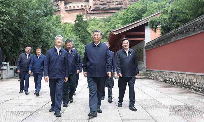 习近平在陕西宝鸡市和甘肃天水市考察调研